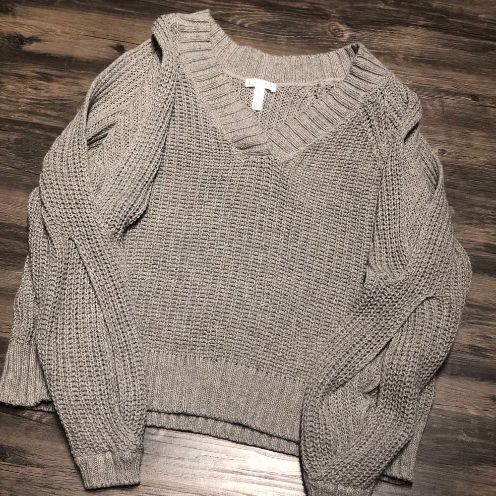 Shoulder cutout sweater
